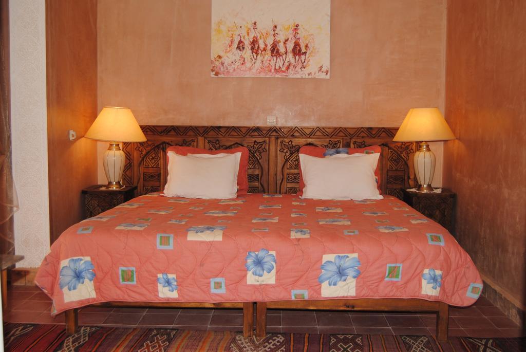 Bed and Breakfast Les Tourmalines Afeggou Екстер'єр фото