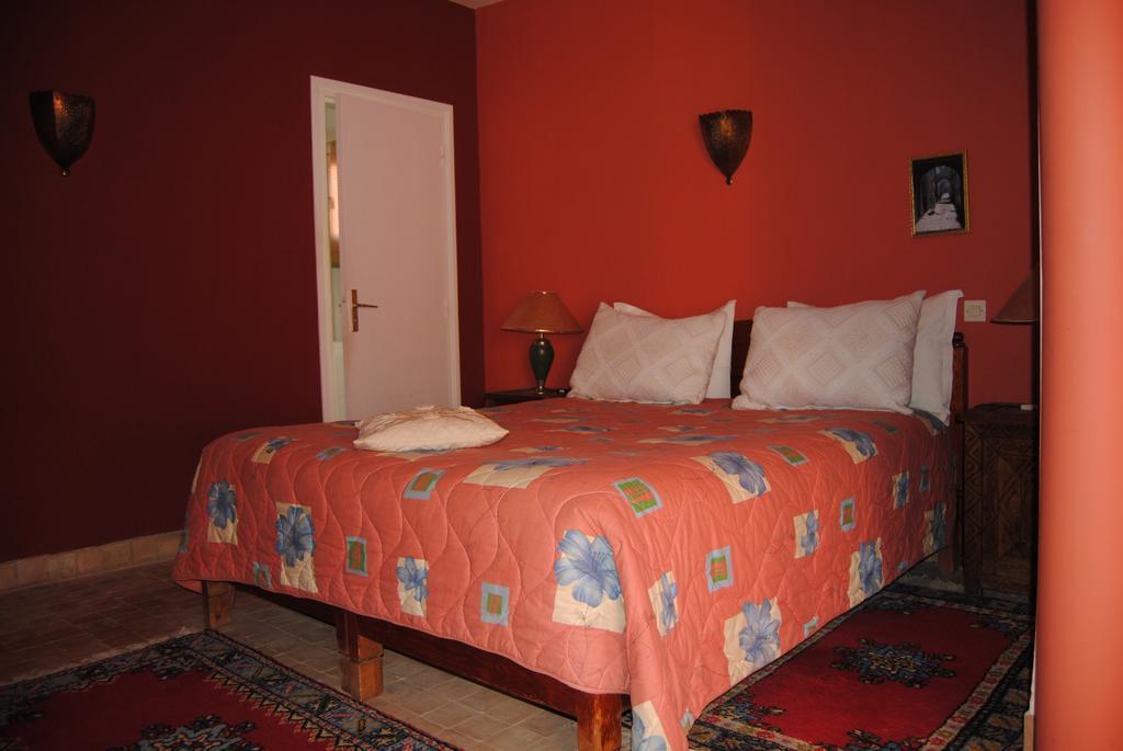 Bed and Breakfast Les Tourmalines Afeggou Екстер'єр фото